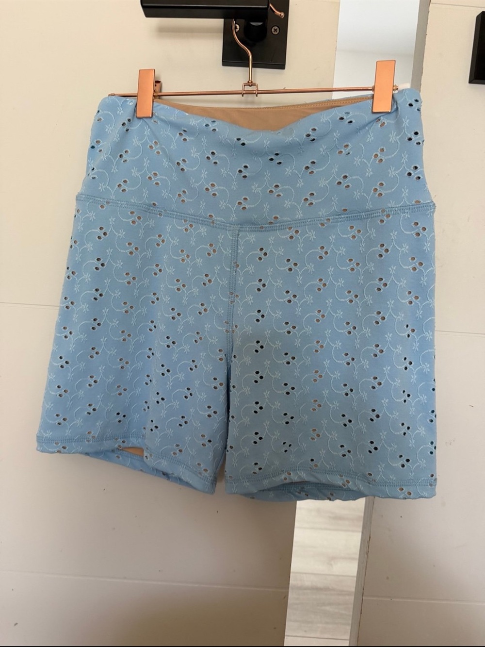 Strut this eyelet bike short L